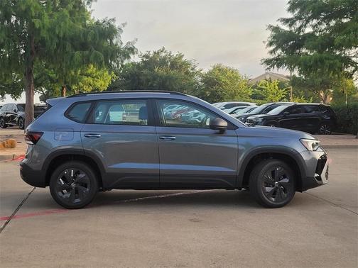 2025 Volkswagen Taos 1.5T S