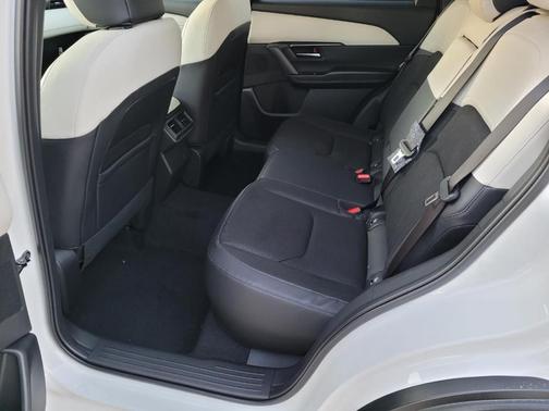 Rhodium White Metallic 2026 Mazda CX-5 Preferred