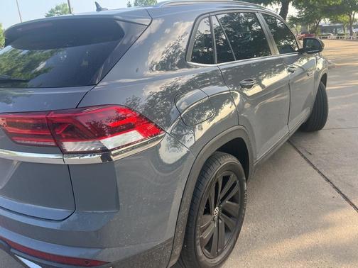 2022 Volkswagen Atlas Cross Sport 3.6L V6 SE w/Technology