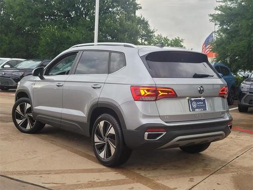 2024 Volkswagen Taos 1.5T SE