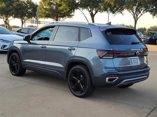 2025 Volkswagen Taos 1.5T SEL