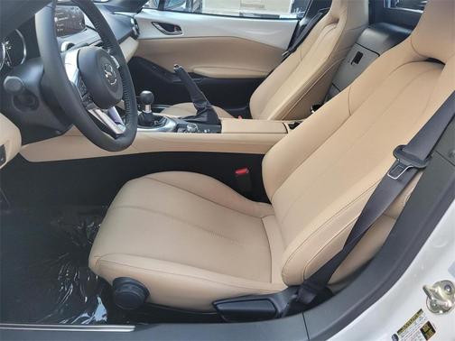 2025 Mazda MX-5 Miata RF Grand Touring