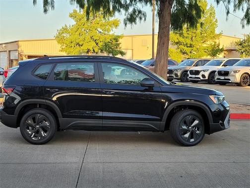 2025 Volkswagen Taos 1.5T S