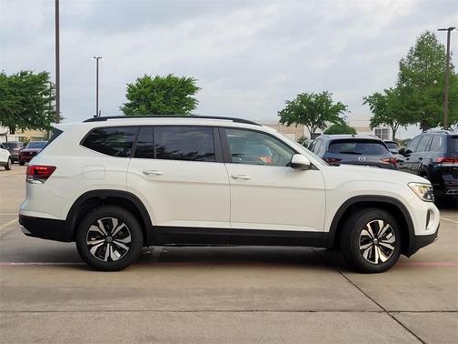 2025 Volkswagen Atlas 2.0T SE