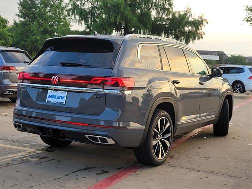 2025 Volkswagen Atlas 2.0T SEL Premium R-Line