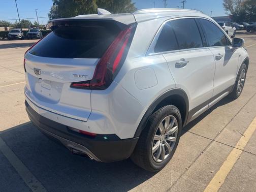 2019 Cadillac XT4 Premium Luxury