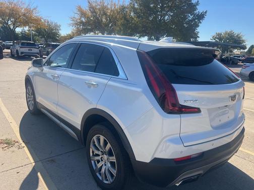 2019 Cadillac XT4 Premium Luxury