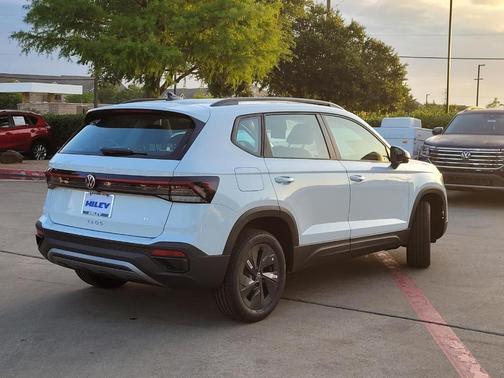 Pure White 2026 Volkswagen Taos 1.5T S