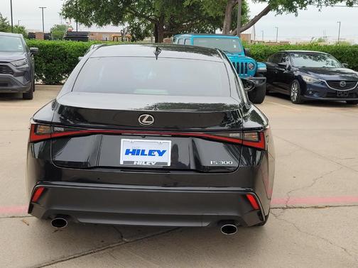Caviar 2023 Lexus IS 300 Base