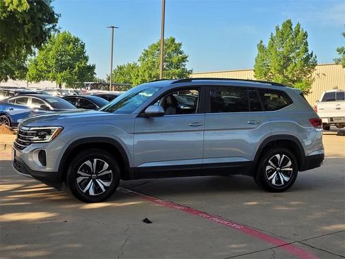 2024 Volkswagen Atlas 2.0T SE