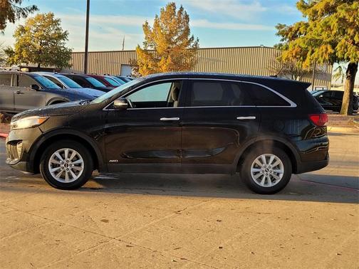 2020 Kia Sorento LX