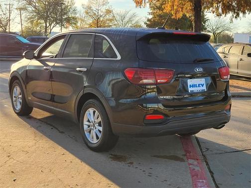 2020 Kia Sorento LX