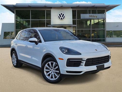 2021 Porsche Cayenne Base