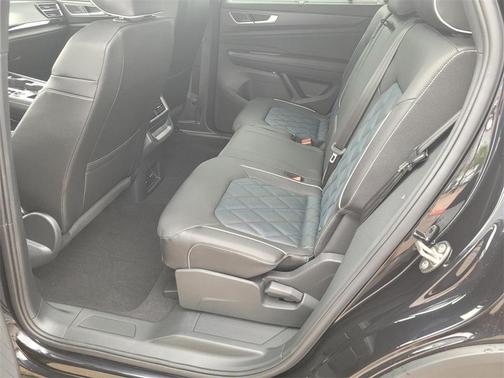 2025 Volkswagen Atlas Cross Sport 2.0T SEL Premium R-Line