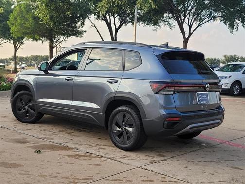 2025 Volkswagen Taos 1.5T S