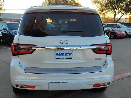 2022 INFINITI QX80 SENSORY