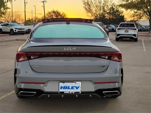 2022 Kia K5 GT-Line