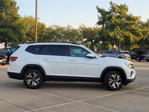2026 Volkswagen Atlas 2.0T SE