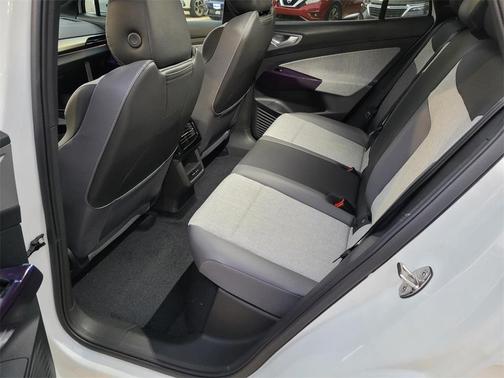 2025 Volkswagen ID.4 Pro