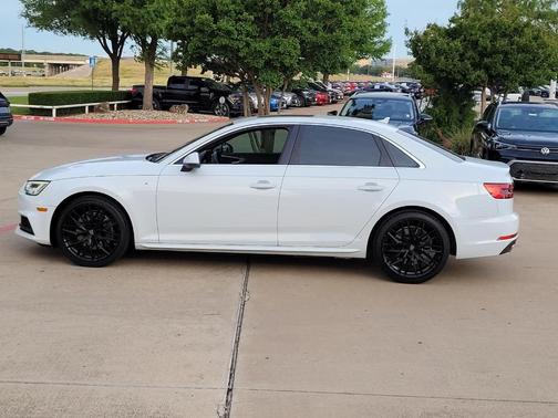 Glacier White Metallic 2017 Audi A4 2.0T Prestige