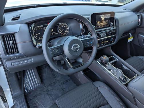 2025 Nissan Pathfinder Rock Creek 4WD