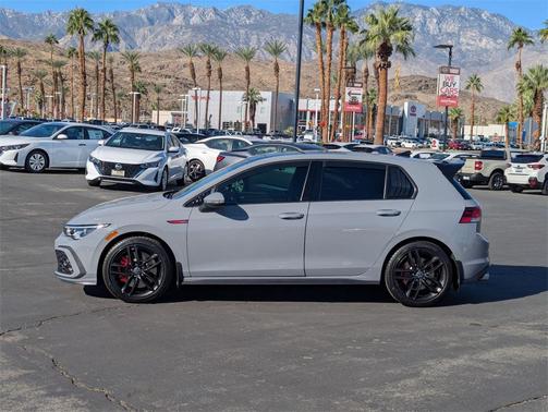 2023 Volkswagen Golf GTI 2.0T SE DSG