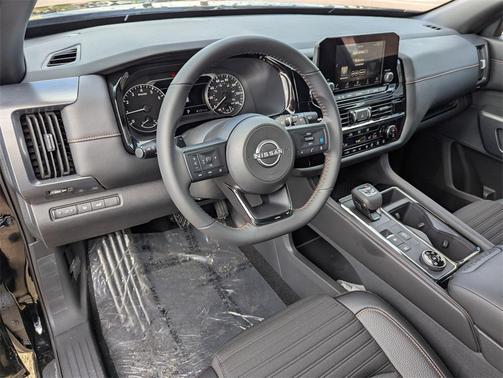 2025 Nissan Pathfinder Rock Creek 4WD