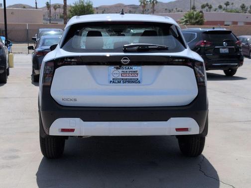 Fresh Powder 2026 Nissan Kicks S