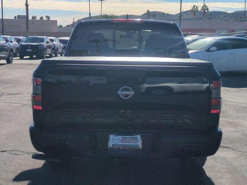 Super Black 2026 Nissan Frontier SV