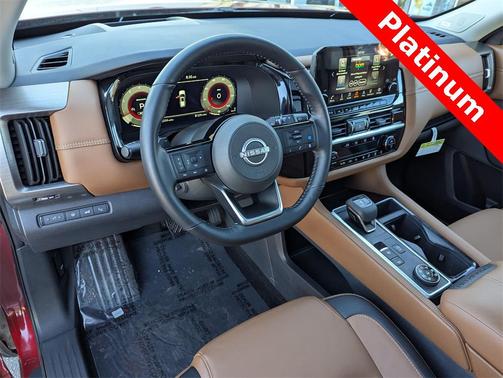 2025 Nissan Pathfinder Platinum 4WD