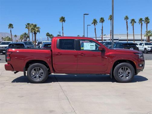 2025 Nissan Frontier SV