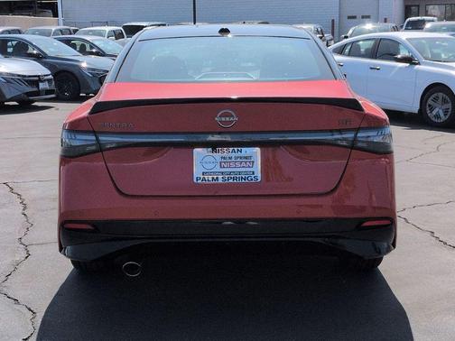 Energetic Ember/Super Black 2026 Nissan Sentra SR