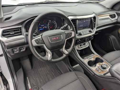 2023 GMC Acadia AWD SLE