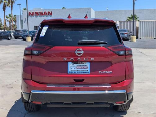 2025 Nissan Rogue Platinum