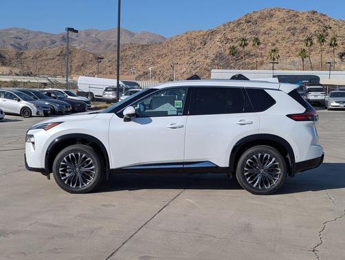2025 Nissan Rogue Platinum