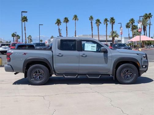 2025 Nissan Frontier PRO-X
