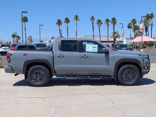 2025 Nissan Frontier PRO-X