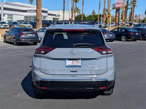 2025 Nissan Rogue Platinum