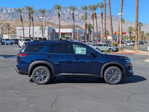 2025 Nissan Pathfinder SV FWD