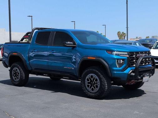 Dynamic Blue Metallic 2023 GMC Canyon AT4X