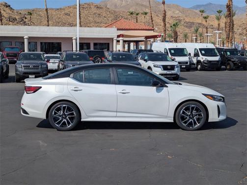 2025 Nissan Sentra SR