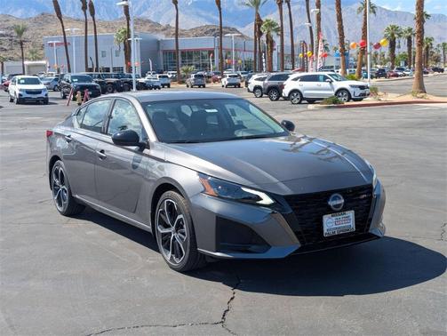 2025 Nissan Altima SR FWD