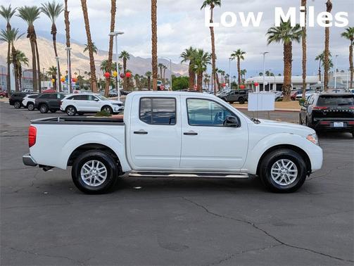 2017 Nissan Frontier SV