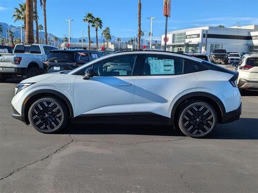 2026 Nissan Leaf PLATINUM+