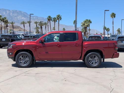 2025 Nissan Frontier SV