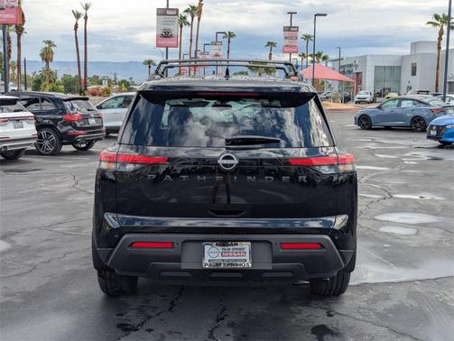 2025 Nissan Pathfinder SV FWD