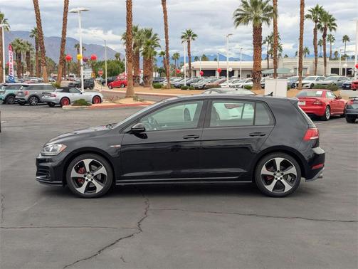 2018 Volkswagen Golf GTI 2.0T S 4-Door