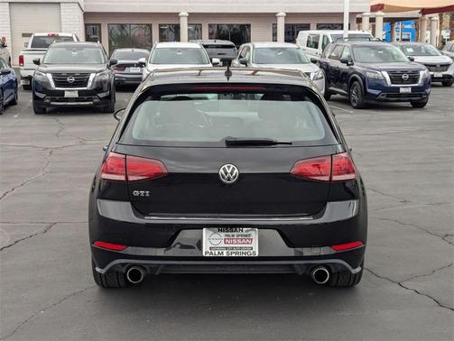 2018 Volkswagen Golf GTI 2.0T S 4-Door