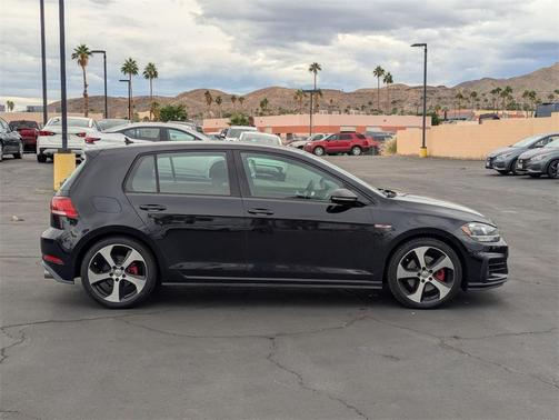2018 Volkswagen Golf GTI 2.0T S 4-Door