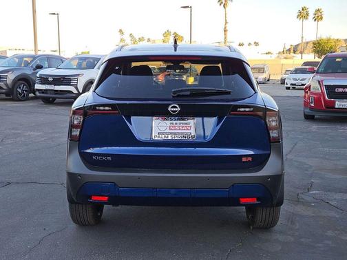 Deep Blue Pearl 2026 Nissan Kicks SR